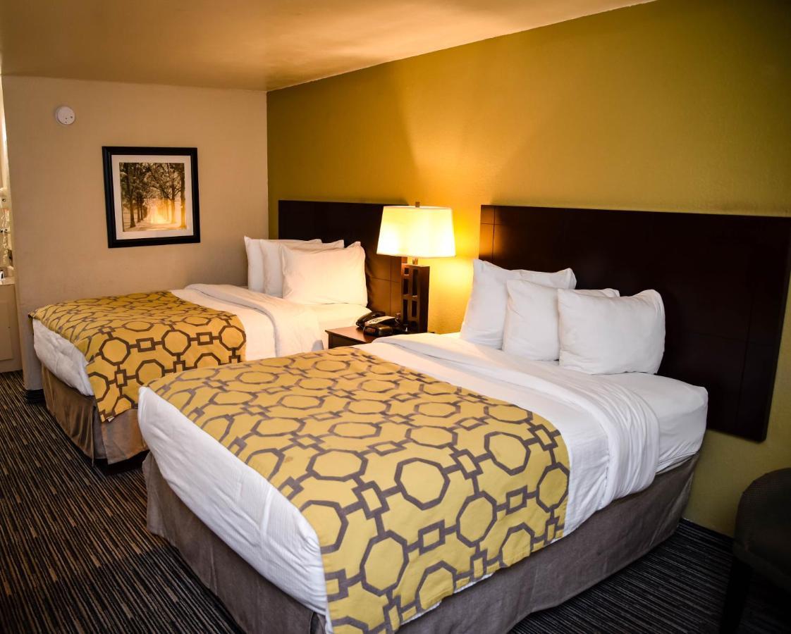 Hotel Baymont By Wyndham Columbus Ga Esterno foto