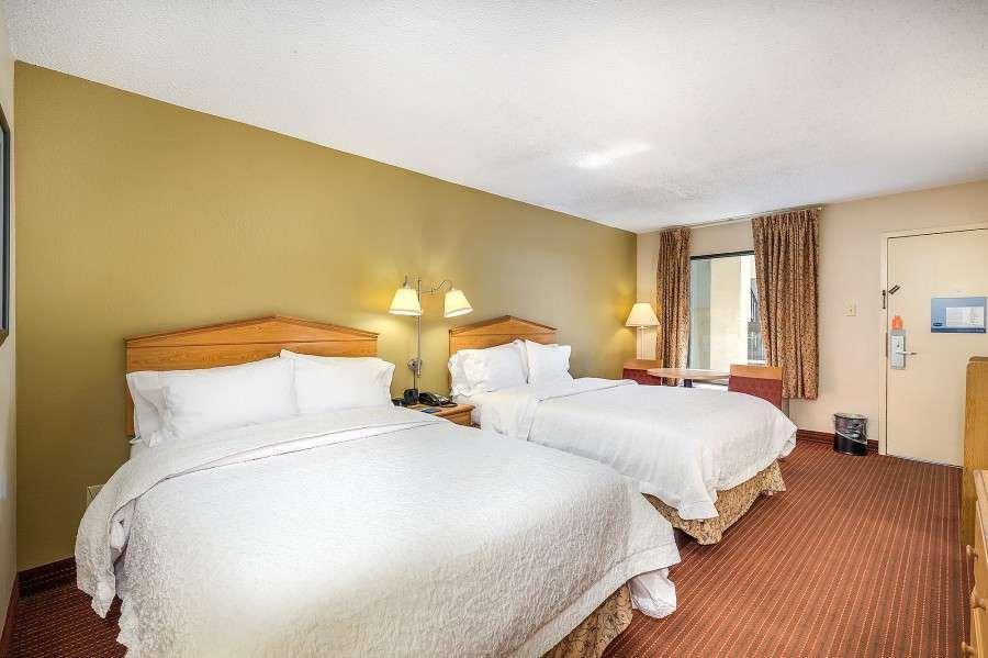 Hotel Baymont By Wyndham Columbus Ga Esterno foto