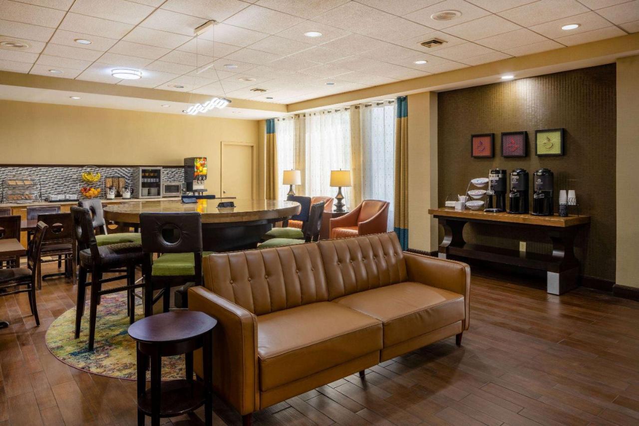 Hotel Baymont By Wyndham Columbus Ga Esterno foto