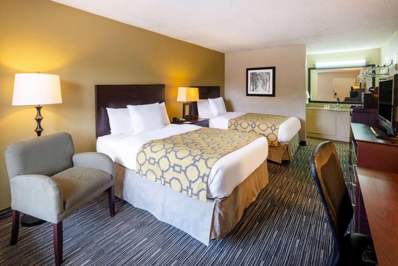 Hotel Baymont By Wyndham Columbus Ga Esterno foto